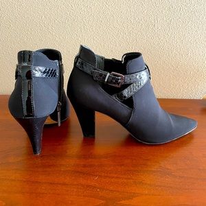 Donald Pliner Black Bootie